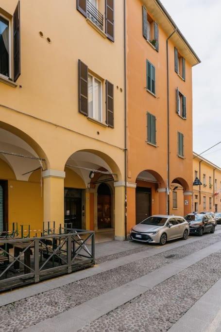 Suite In Via Del Pratello Bologna Exteriör bild
