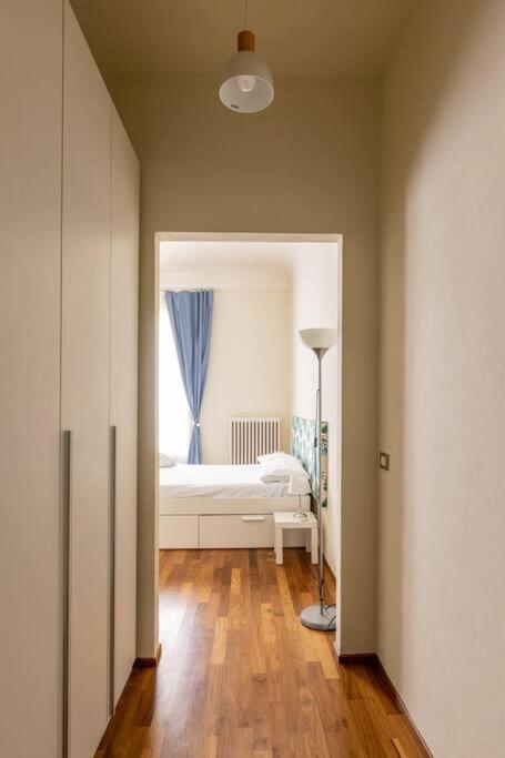 Suite In Via Del Pratello Bologna Exteriör bild